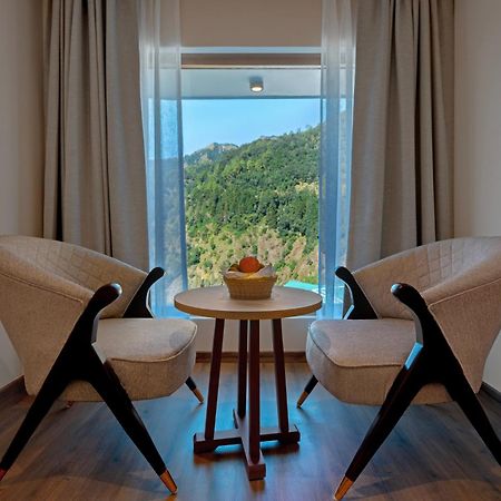Sterling Nainital Hotell Exteriör bild